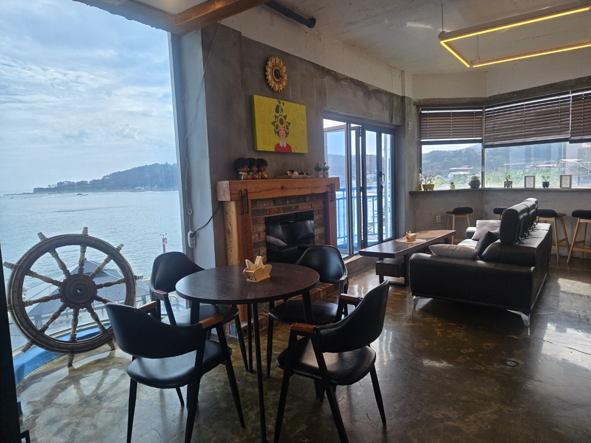 KakaoTalk_20250916_135743600_06.jpg