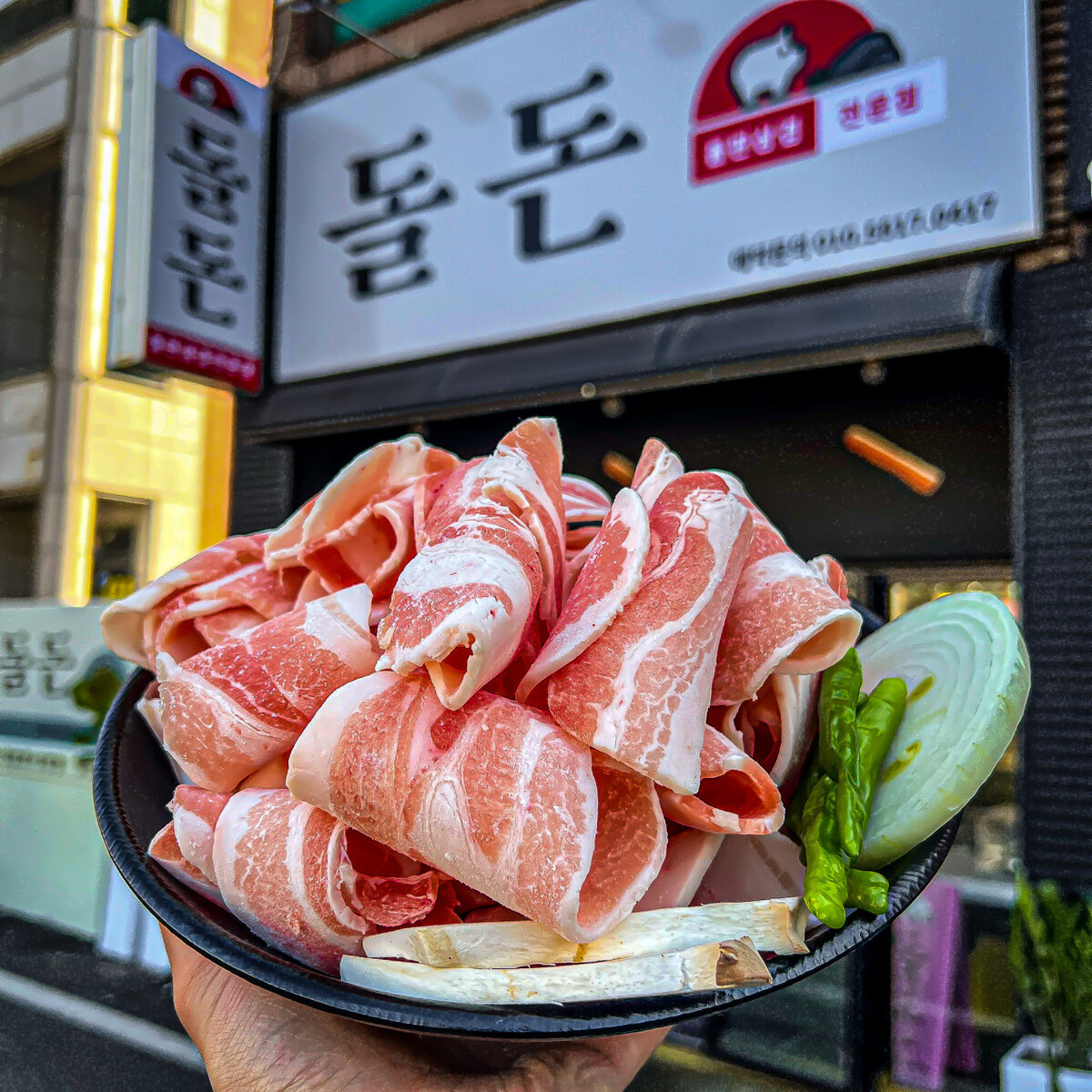 다운로드 (8).jpg